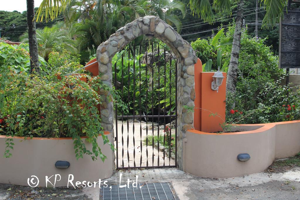 Enchanted Waters Tobago Buccoo Bagian luar foto